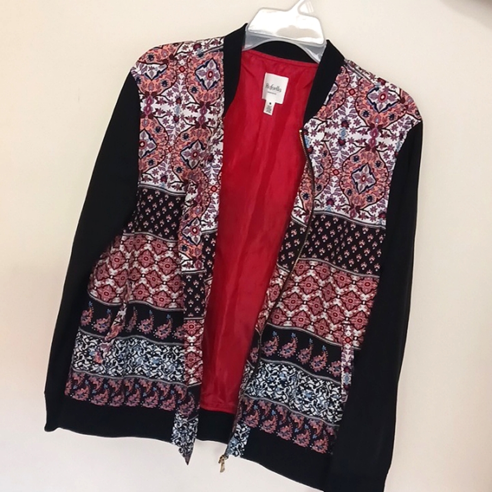 Rafaella jacket, lightweight, beautiful design, size medium, wind jacket,